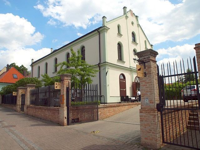 V Synagóga Café vystúpia v závere roka Itcho Pčelár aj Bystrík, na Silvestra zahrá DJ Blesák