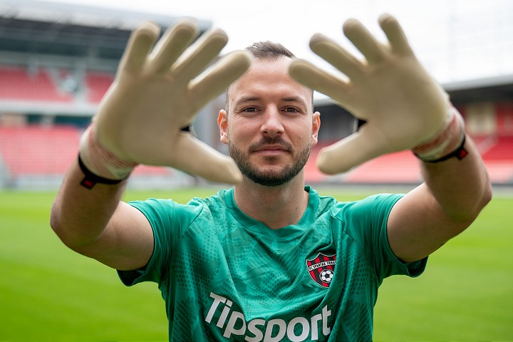 Spartak reagoval na zdravotné problémy brankárov, do tímu priviedol novú tvár