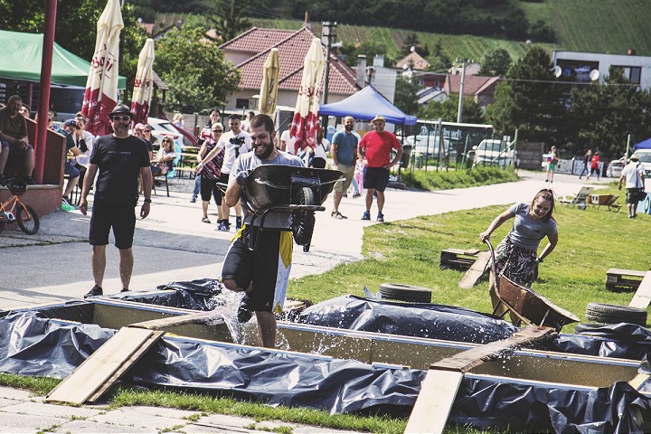 V Horných Orešanoch bude Táčkofest, v Zelenči Železný hasič, v Cíferi guláš