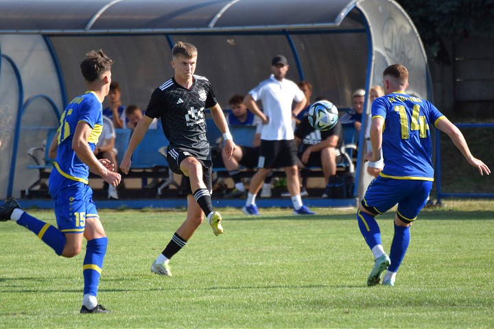Futbal, 4. liga: Boleráz je novým lídrom ligy, Jaslovské Bohunice získali bod