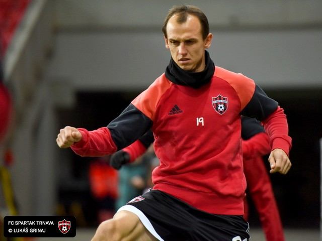 Spartak si poistil služby Tótha a Jansa, v kádri ešte príde k pohybom