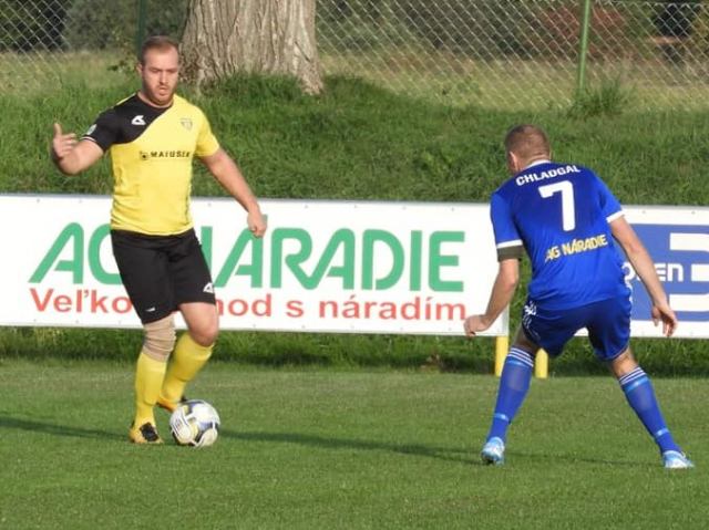 Futbal, 7. liga B: Chtelnica na čele tabuľky, Veľké Orvište prekvapujúco prehralo