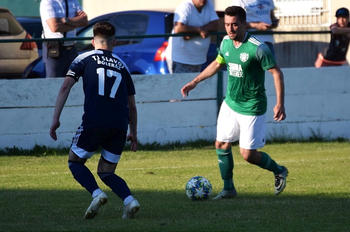 Kam za futbalom? Do Malženíc príde béčko Žiliny, Boleráz hostí Trebatice