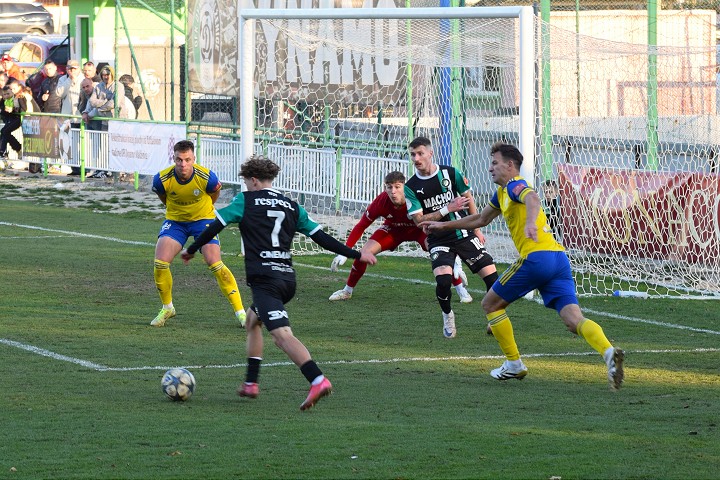 Futbal, 2. liga: Malženice v početnom oslabení remizovali s Pohroním