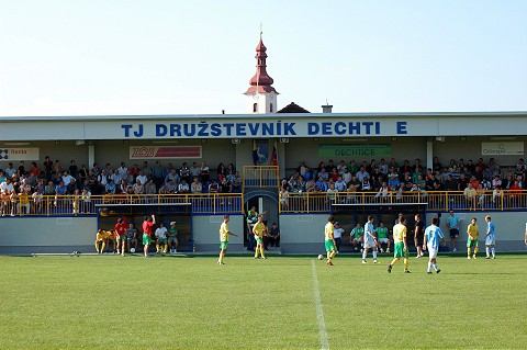 Dechtické céčko si zalietalo
