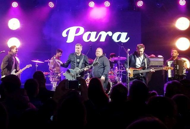 Miroslav Trnka ako zdatný hudobník: S Parou si zahral koncert na Nádvorí