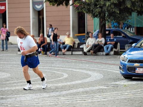 Na Trojičku si už neposedíme. Radnica tam lavičky nevráti