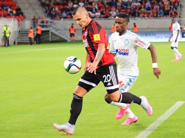 Novinky zo Spartaka: Čonka v béčku, mužstvo sa borí so zraneniami a kartami