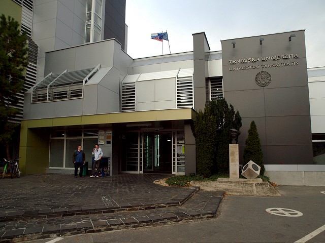 Trnavská univerzita udelí čestné doktoráty Vasiľovi a Blahovi