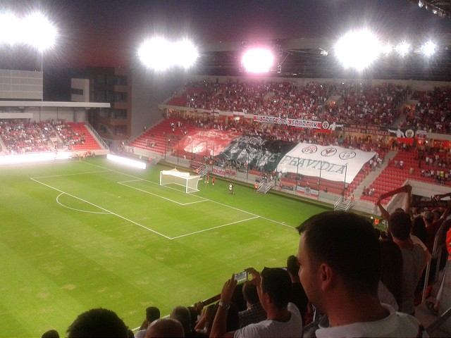 Víťazná premiéra na novom štadióne! Spartak len s desiatimi hráčmi porazil Žilinu