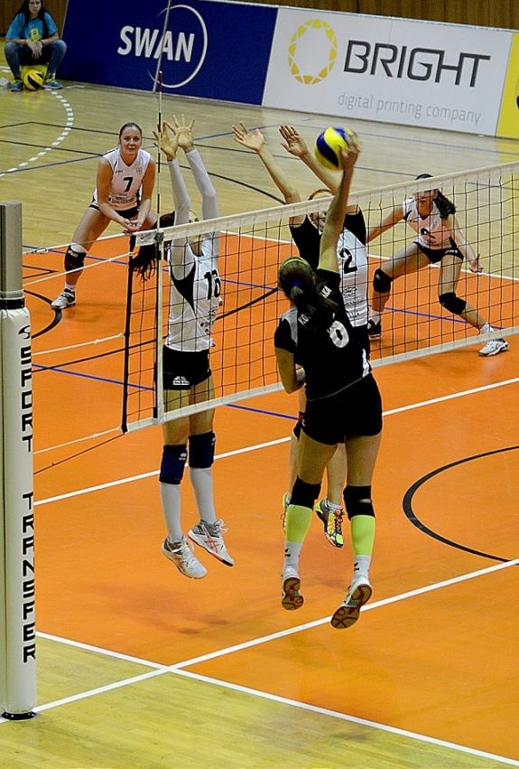 Volejbalistky Hit UCM Trnava zvíťazili proti Zvolenu, poskočili v tabuľke vyššie