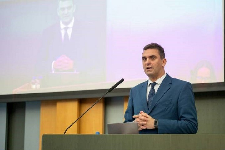 Predsedom Slovenskej akadémie vied  bude trnavský rodák Martin Venhart