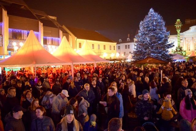 Vianočné trhy už majú svoj termín, stánkari spoznali cenník poplatkov