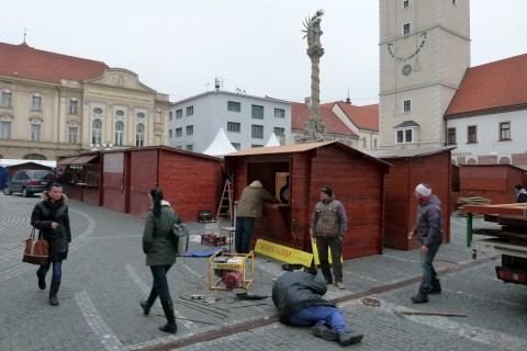 Na vianočných trhoch chceme zarobiť, nie sme charita