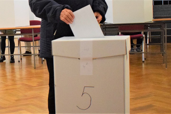 Do volieb idú z Trnavy Bihariová, Náhlik, Hambálek, Viskupičovci, Matovič aj Matejka