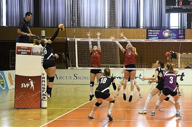 Trnavské volejbalistky sú po výhre nad Nitrou o krok bližšie k záchrane v extralige