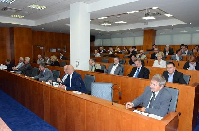 Krajskí poslanci v otázke migrantov podporili vládu