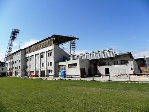 VIDEO: Na futbalovom štadióne búrajú už aj východnú tribúnu
