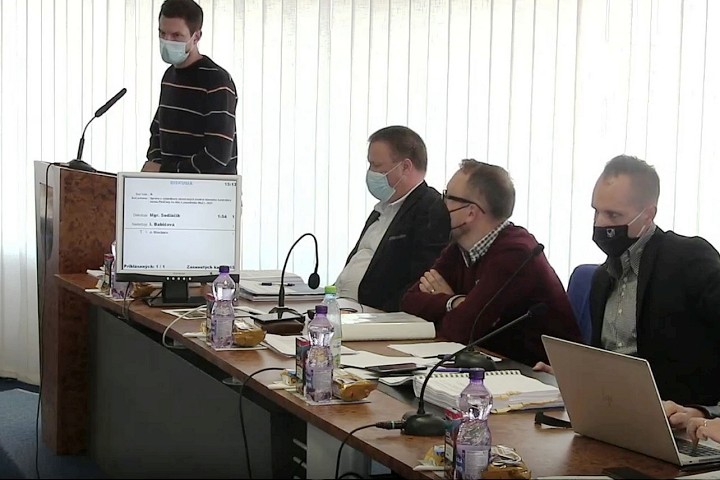Piešťanskí poslanci odvolali riaditeľa Mestského kultúrneho strediska