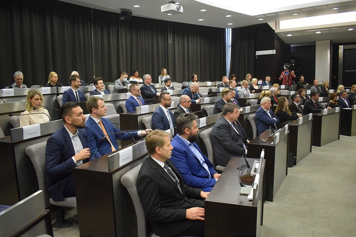 Trnavskí poslanci budú schvaľovať mestský rozpočet, zámerom je aj kúpa pozemkov