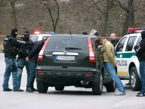 Chlapci z Družby majú smolu, v aute predsa len boli drogy