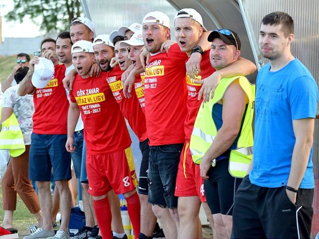 FOTO: Zavar si triumf užil, postup do piatej ligy zostáva s veľkým otáznikom