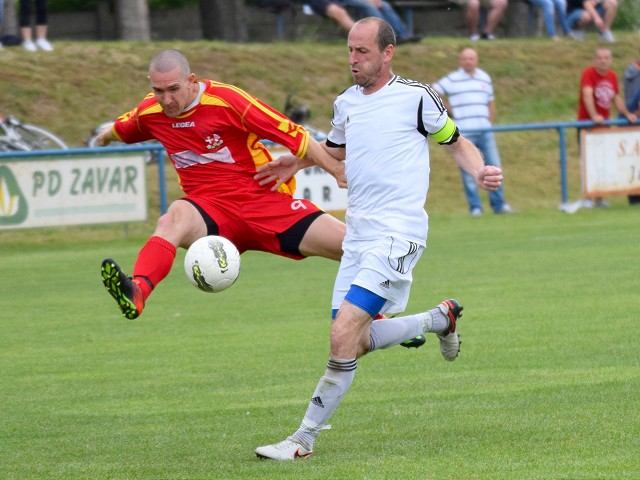 Kam za futbalom? Zavar má v rukách postupové tromfy, Siladice hostia Hornú Krupú