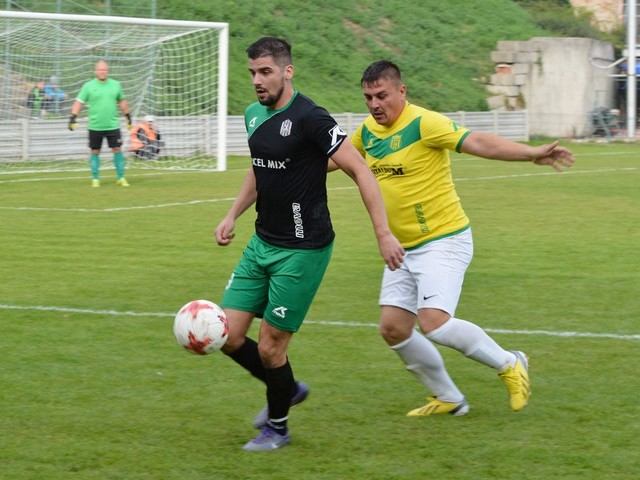 Futbal, 6. liga: Zavar deklasoval Dolnú Krupú, Drahovce vyhrali v Zelenči