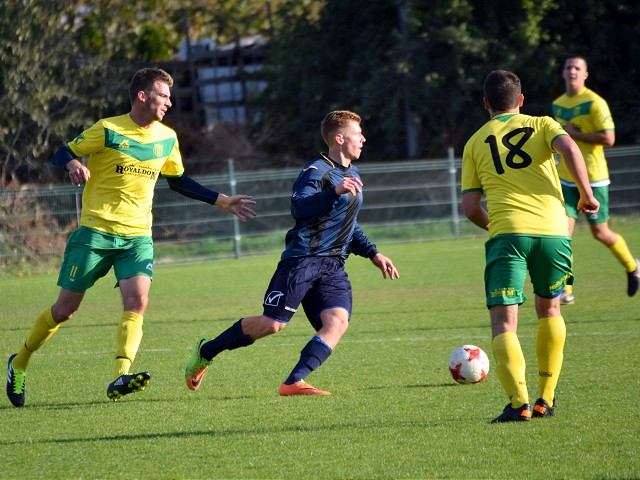 Futbal, 6. liga: Zeleneč v derby zdolal Majcichov, Dechtice porazili Drahovce