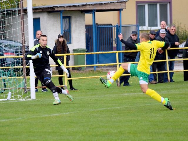 Futbal, 6. liga: Do Špačiniec volali záchranárov, Siladice deklasovali Križovany