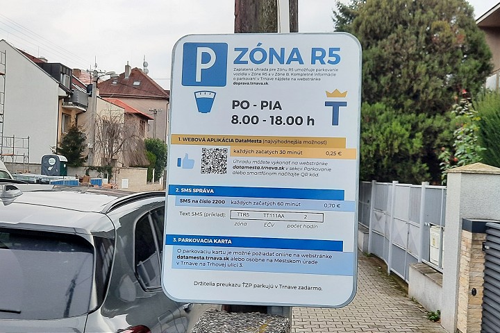Vedenie Trnavy sa nechystá rušiť parkovaciu politiku