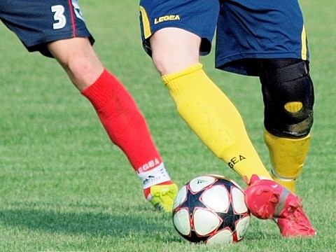 Futbal, sobota: Piešťany a Križovany prehrali, Zvončín zabral naplno